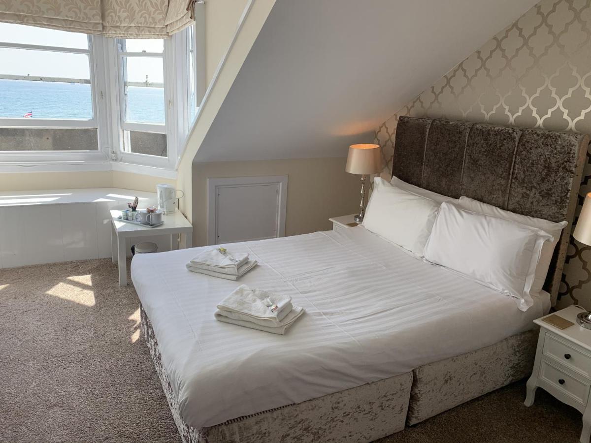 Marina Court Gasthof 3*